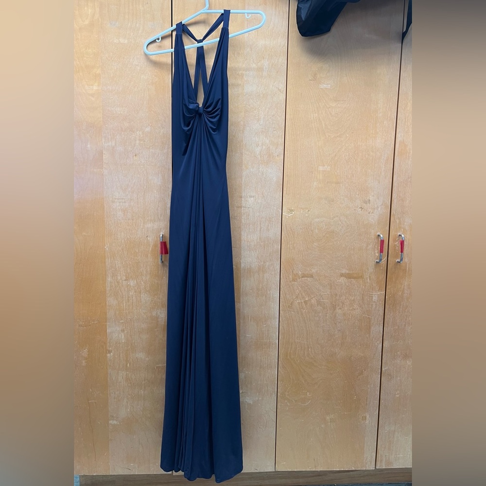 Laundry by Shelli Segal formal racer back navy blue floor length gown size 6